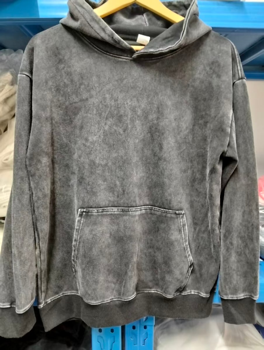 Original hoodie hanger and hood detail